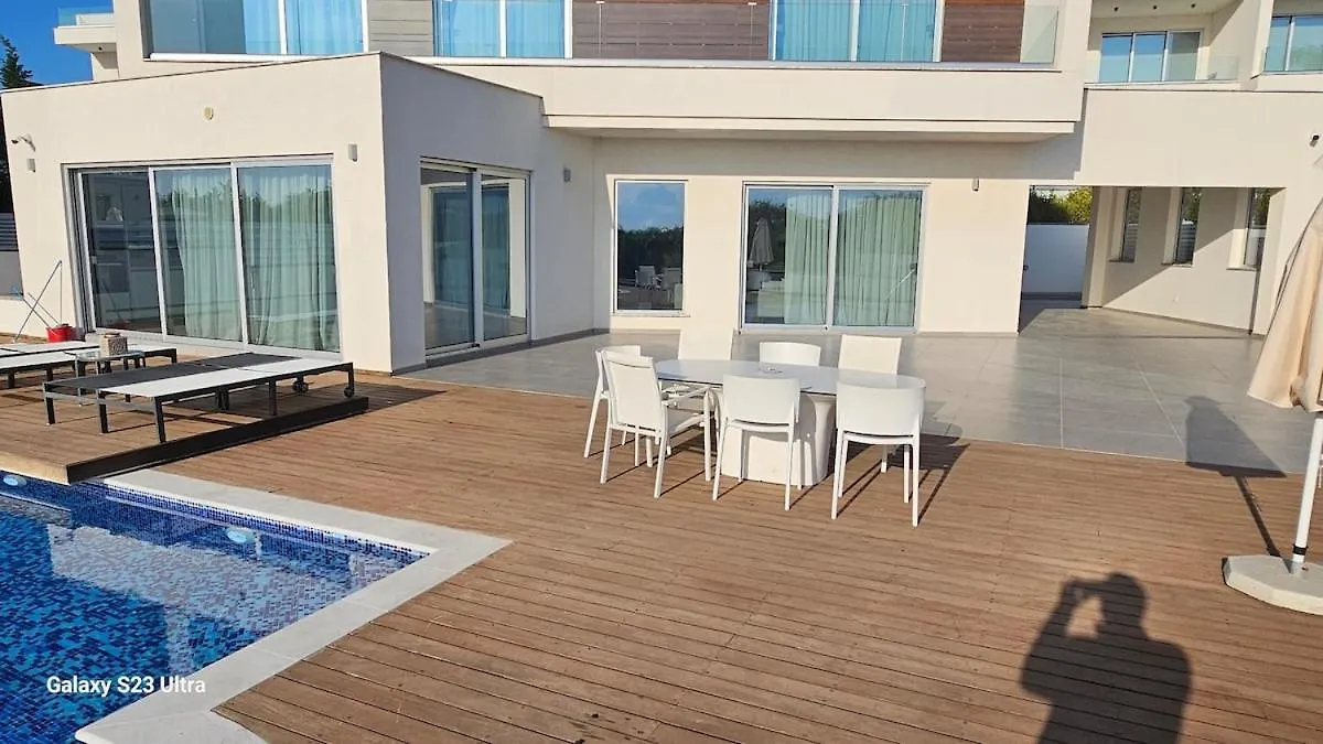 Beachfront Luxury Villa Idania Ayia Napa